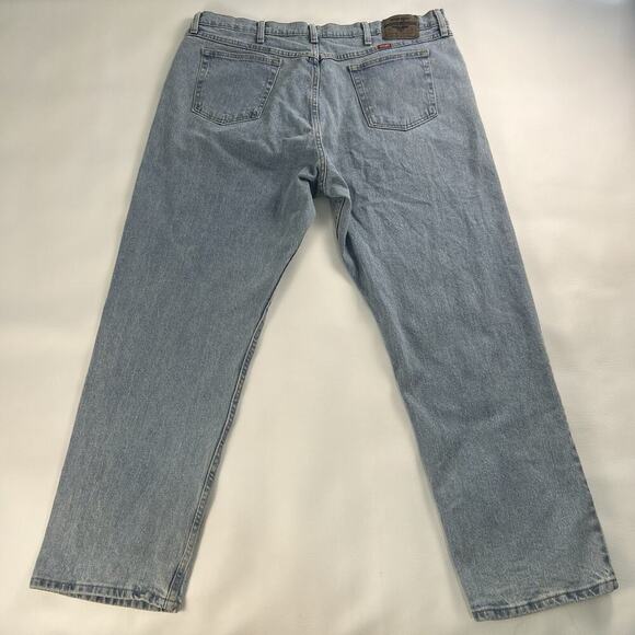 Wrangler Relaxed Fit Straight Leg Jeans Men's Blue Light Wash Size. 40x32 - Picture 2 of 10